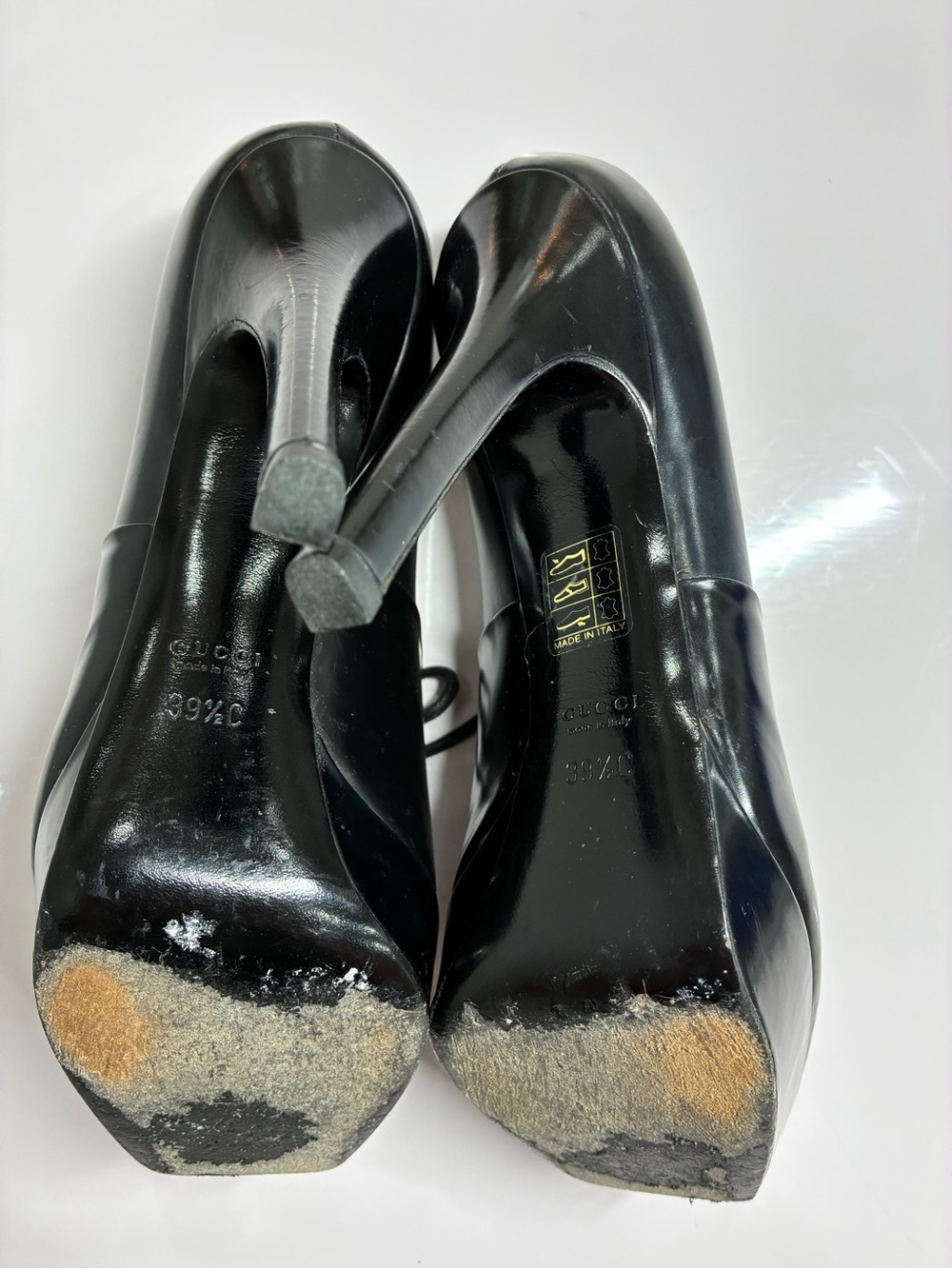 Gucci black leather lace-up platform heels - Picture 9 of 9